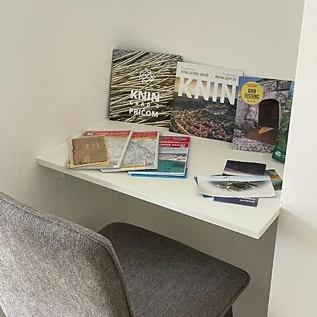 Stela Apartment *